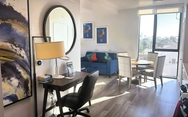 Melrose Rooftop Boutique Residences