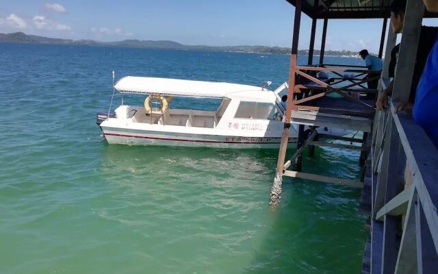 Dreamland Beach Holiday