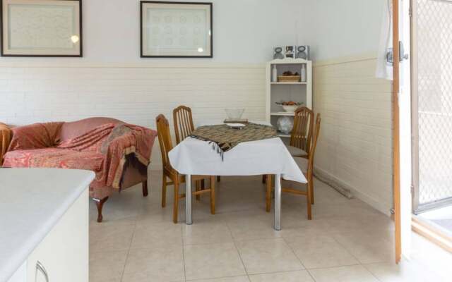 6 Bedroom Apartment near Perth