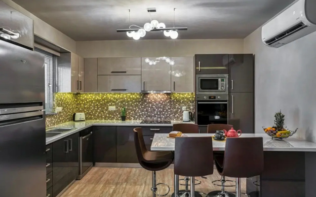 City Gem Apartment