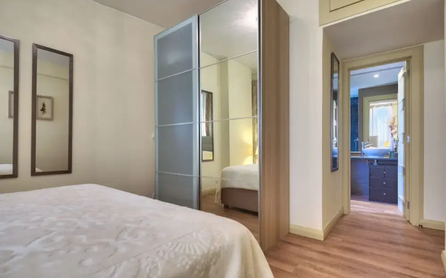 Old Town Apartment
