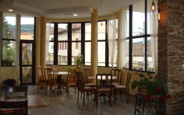 Guest House Lefterova