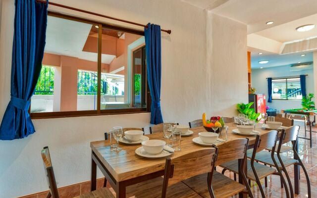 Eakmongkol Villas