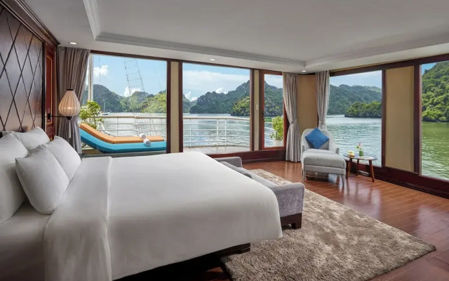 Verdure Lotus Classic Cruise on Lan Ha Bay