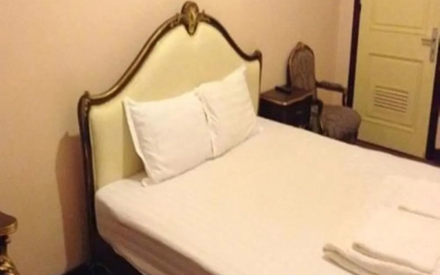 Phoenix Hotel