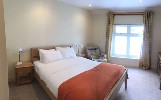 Newell Restaurant and Rooms