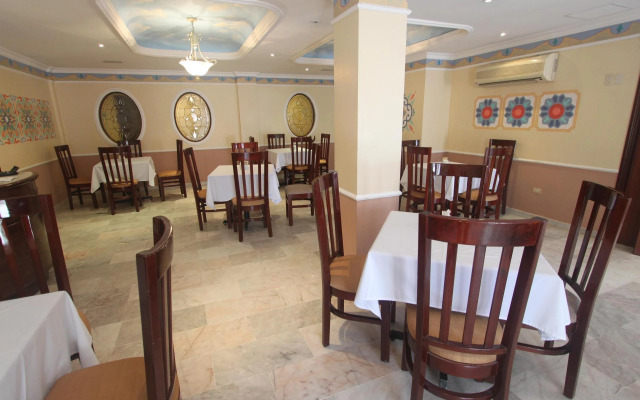 Отель Francis Drake by DOT Tradition