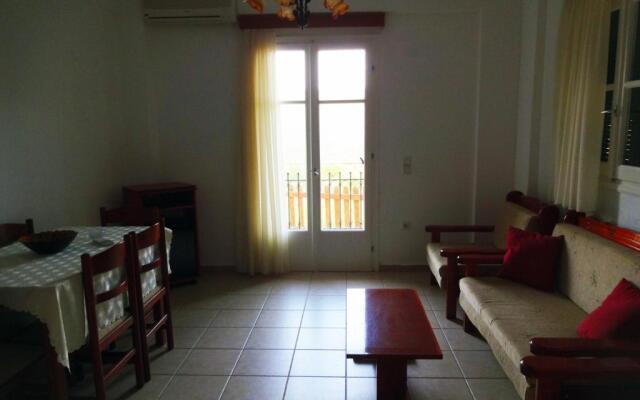 Iriana Village Inn