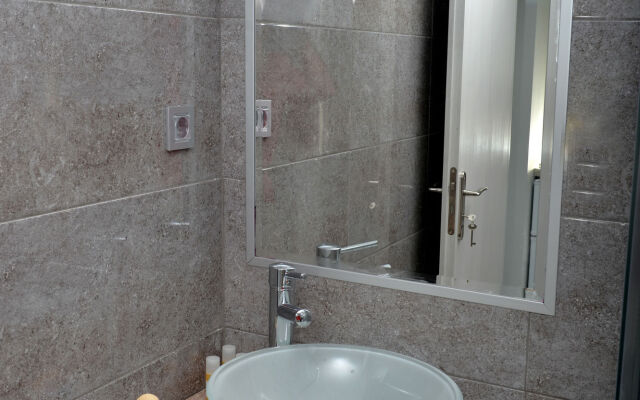 Callinica Hotel
