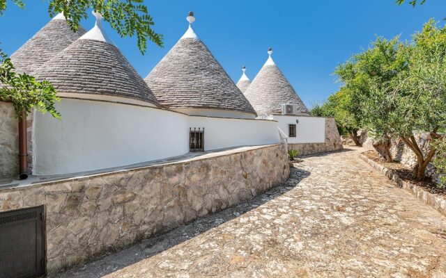 2061 Villa Trulli Natura by Perle di Puglia