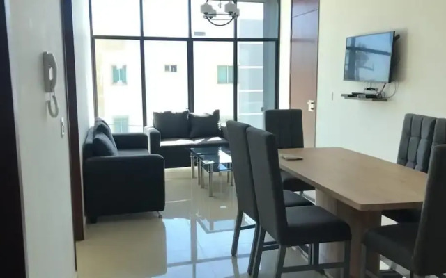 Apartment One Block From The Sea - C