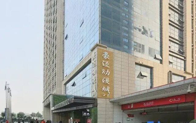 Elegant Restaurant Apartment (Xi'an Yuxiangmen Subway Station)