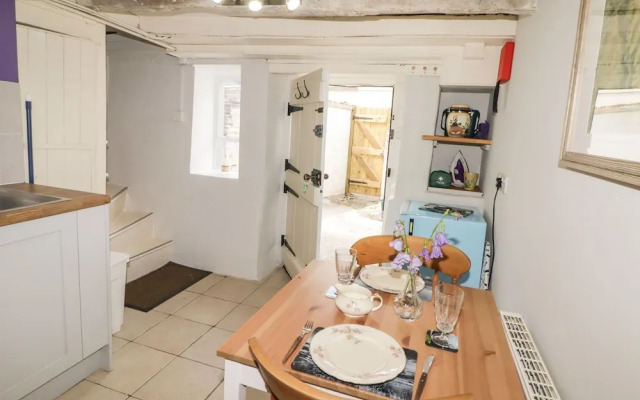 Kooky Cottage