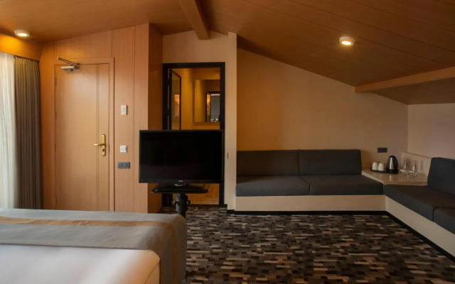 Tan Hotel - Special Class