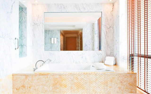 Sheraton Jinan Hotel