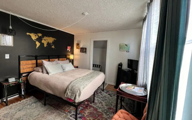 The Starry Night Inn