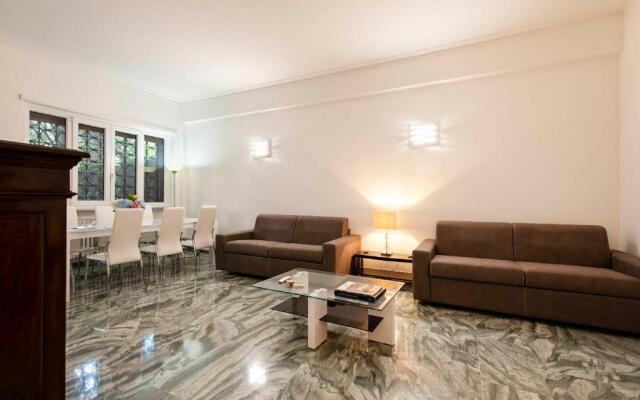 Vatican Holiday Apartment 307