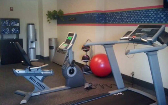 Hampton Inn Massillon