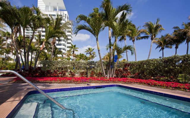 Holiday Inn Miami Beach - Oceanfront, an IHG Hotel