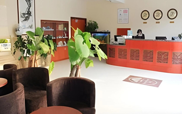 GreenTree Inn JiNan Bus Terminal Station Express Hotel