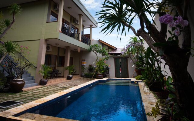LemonGrass Cottages