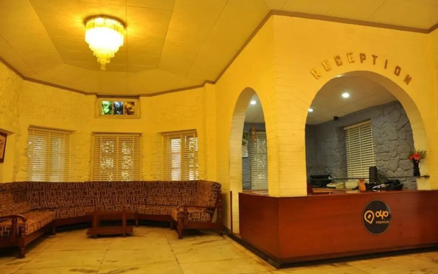 OYO Premium Coakers Walk