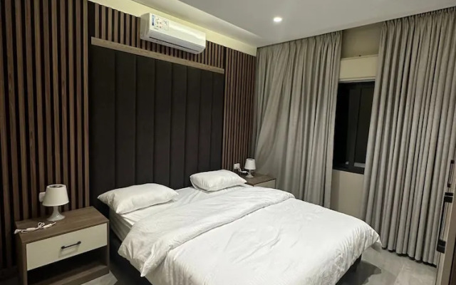 Charming Amman Apartment With Terrace and Parking