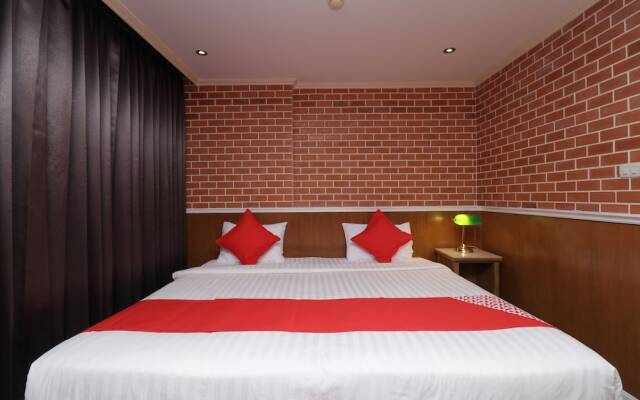 72 Ekamai @ Sukhumvit Hotel