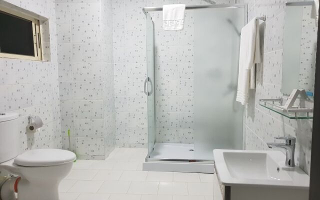 Serendib Hotel and Apartments
