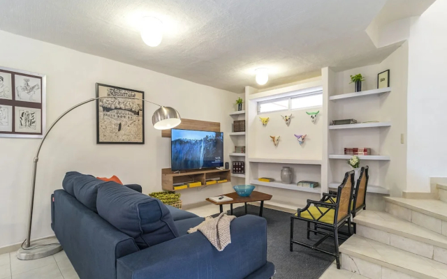 Casa Rosa by Domi Housing