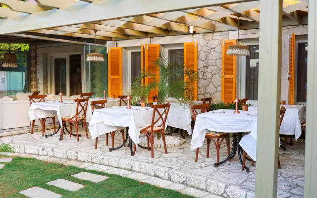Staff Alaçatı