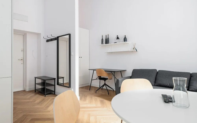 RentPlanet - Apartamenty Rewolucji 1905