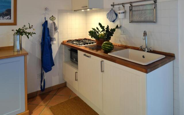 Il Laghello Wood House