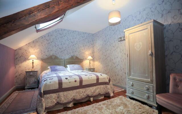 Chambres Dhôtes au Château de Vernières