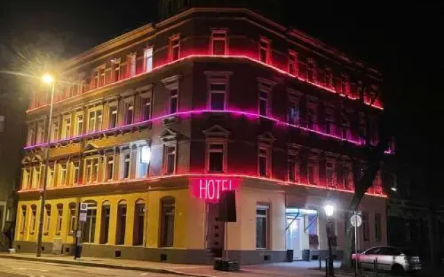 hotelImage