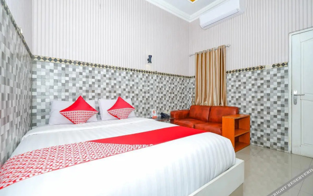 Hotel Taman Sari by OYO Rooms