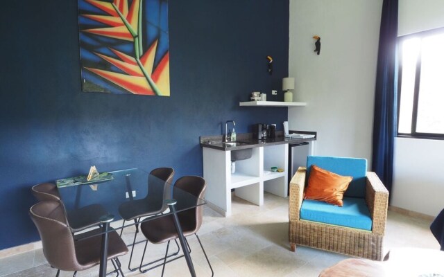 Blue Jungle Lodge