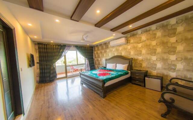 Karakuram Hotel