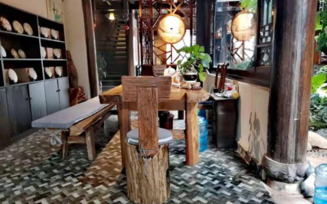 Lijiang Qupin Life Inn (East Gate Branch of Shuhe Ancient Town)