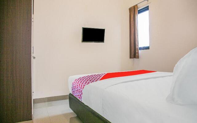 Pasir Padi Inn Syariah  by OYO Rooms