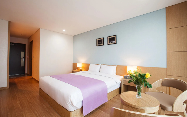You Us Hotel