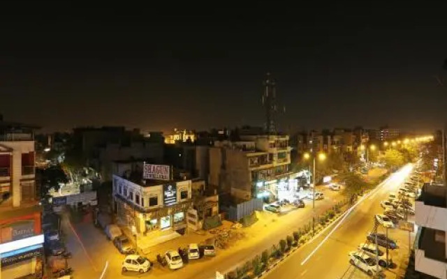 Golden Park By OYO Rooms