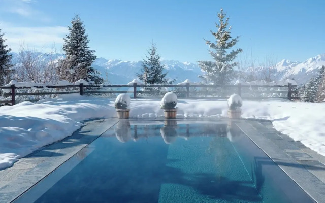 LeCrans Hotel & Spa