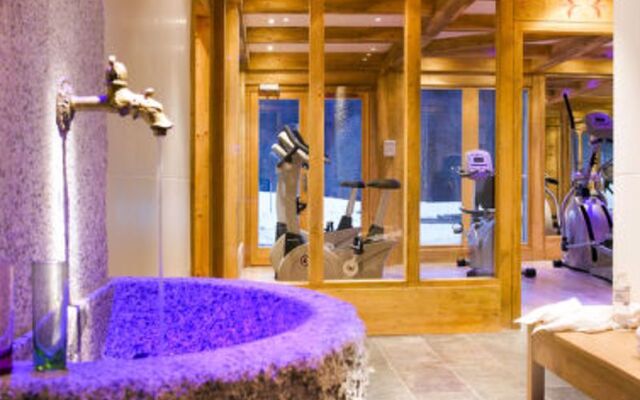 CGHRiA©s&Spa Hameau Pierre Blanche(LHU100)