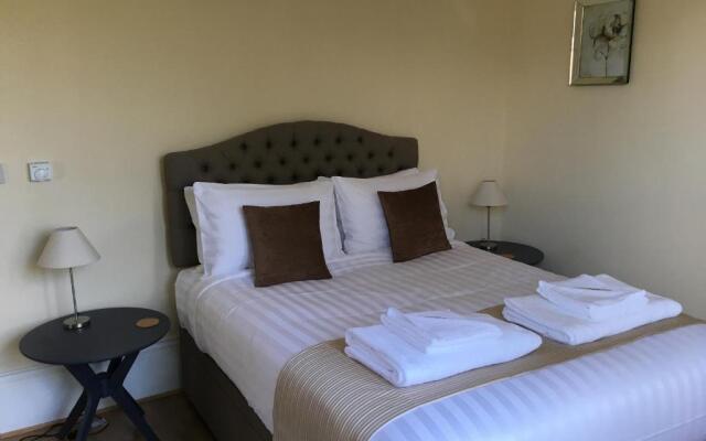 Brydges Self-Catering Spaces and En-suite rooms