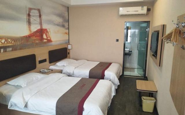 Thank Inn Hotel Shanxi Jinzhong Pingyao County Gucheng North Entrance Railway Station – Guest Rooms – Jinzhong
