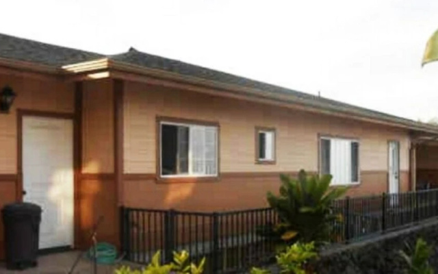 Hale Laulea - Four Bedroom House