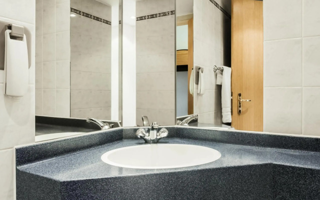 ibis Lincoln