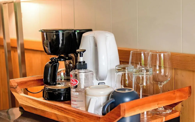 Barefoot Villas Room 3 Blue Jay