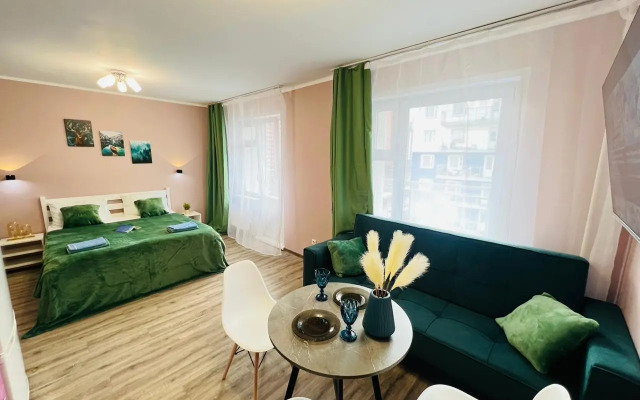 Саквояж на улице Ерофеевская